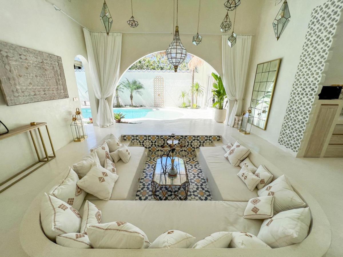 Casa Blanca Villa Canggu  Bagian luar foto